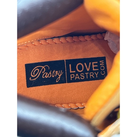Pastry America's #1 Dance Sneaker Studded High Top Lace Ups New with Tags Sz 13 - Picture 3 of 8